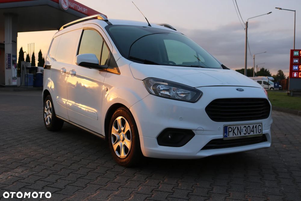 Ford COURIER - 5