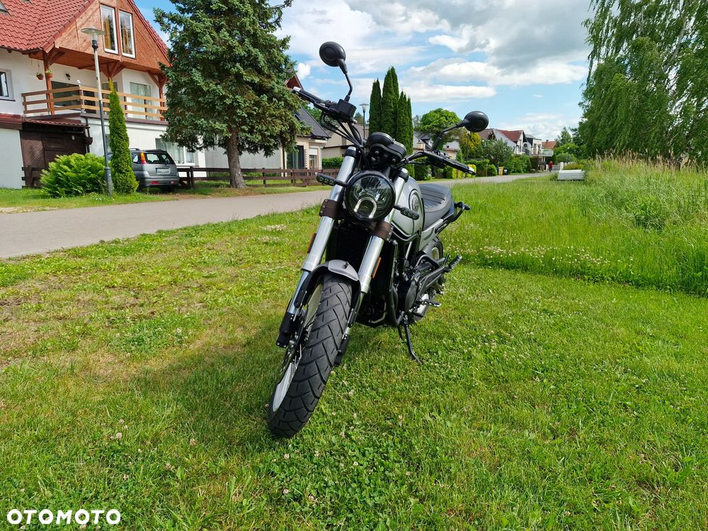 Benelli Leoncino Trail - 21
