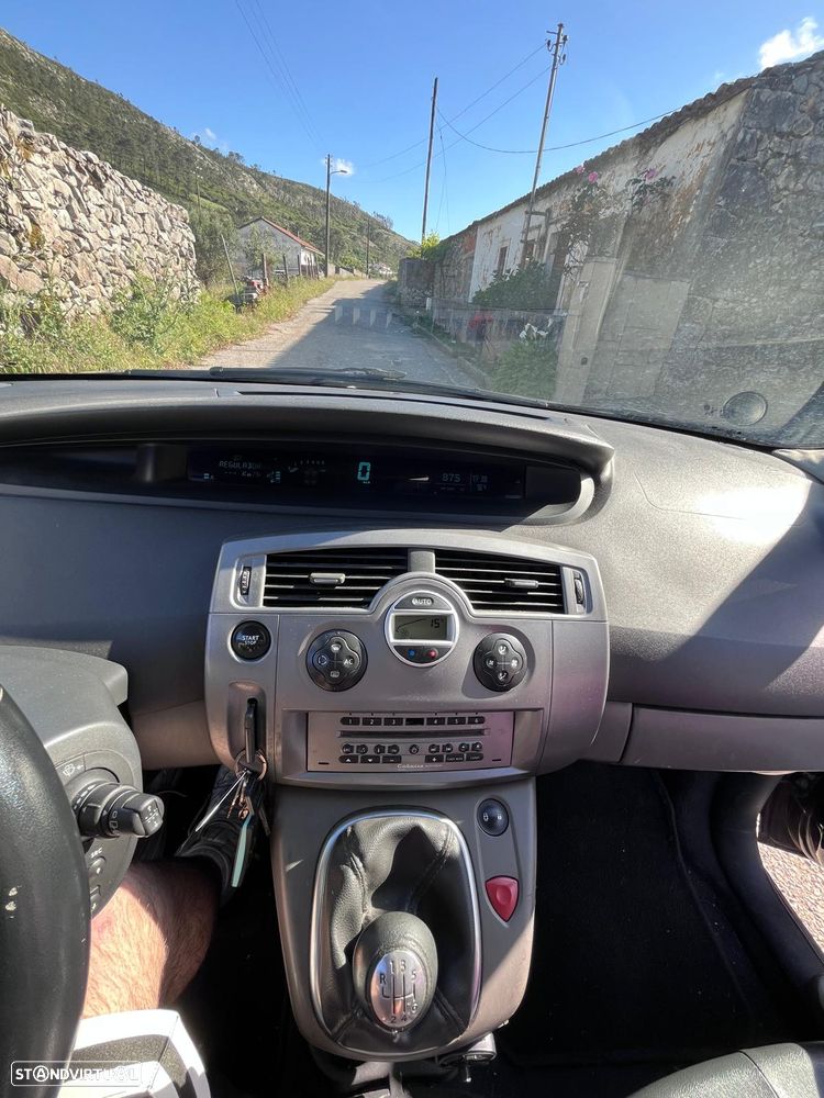 Renault Scénic 1.5 dCi Dynamique - 10