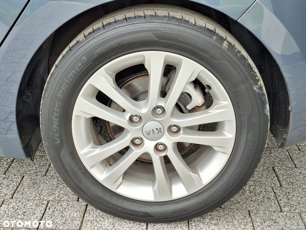 Kia Ceed 1.6 GDI Platinum Edition - 8