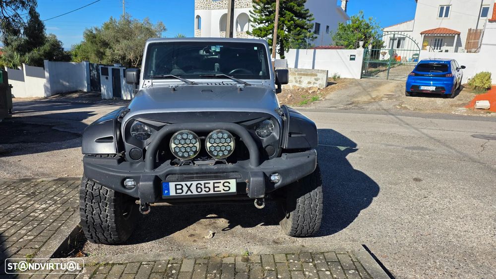 Jeep Wrangler - 2