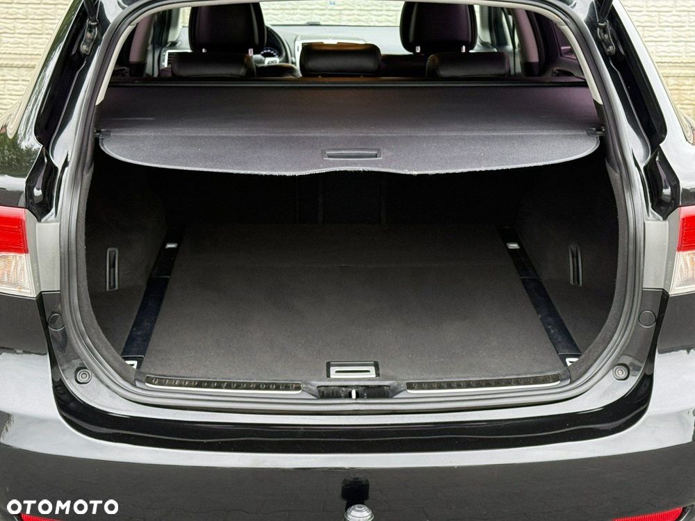 Toyota Avensis 1.8 Executive - 17