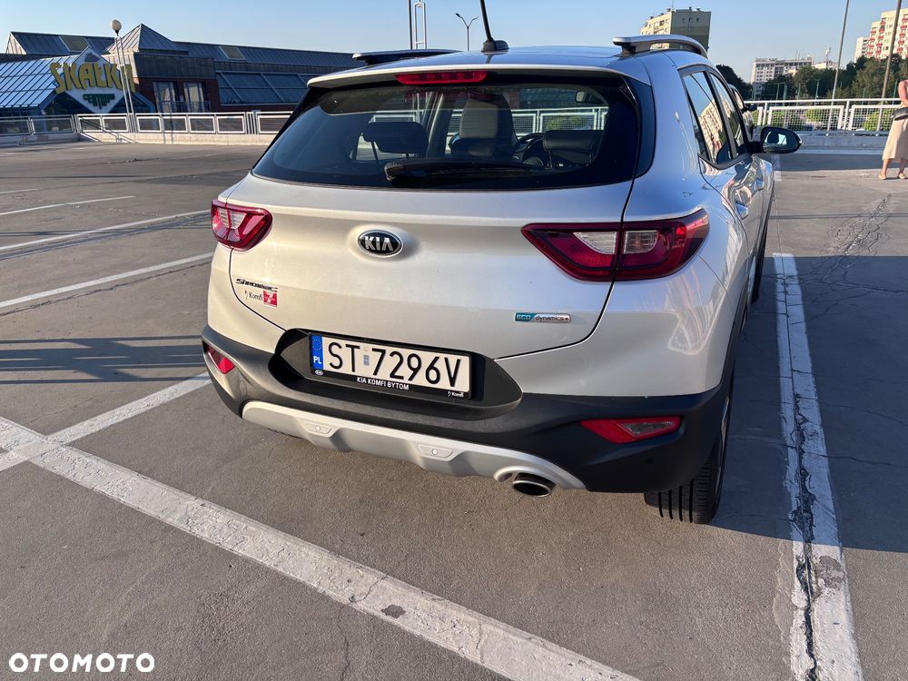 Kia Stonic 1.0 T-GDI MHEV L - 8