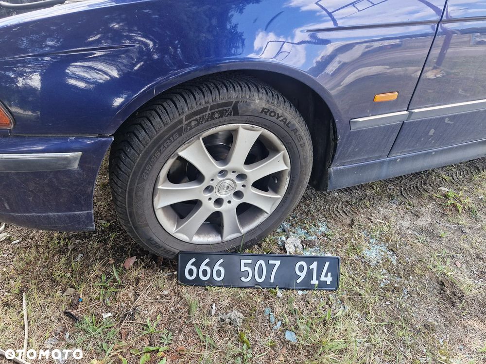 BMW E39- pojazd na części: maska, zderzak, drzwi, szyby, lusterka, chłodnica ... - 6