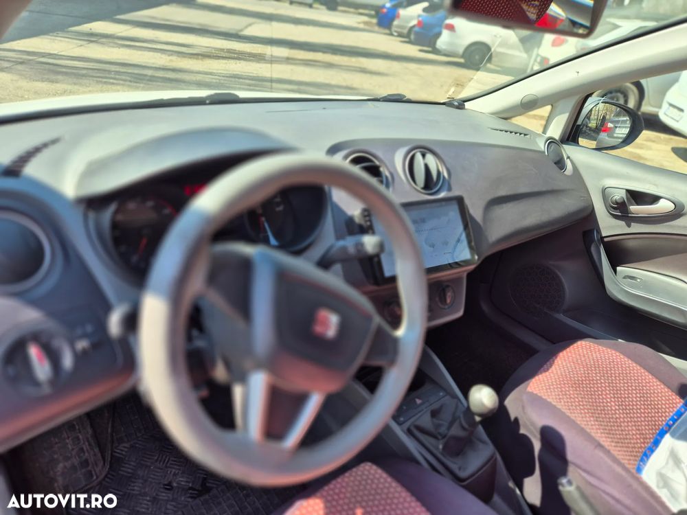Seat Ibiza 1.4 Reference - 8