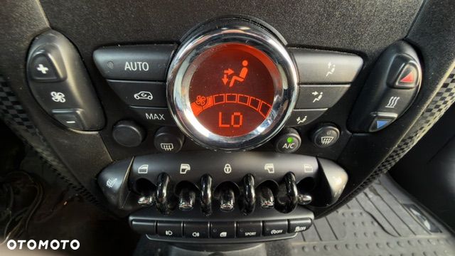 MINI Countryman Cooper D ALL4 - 22