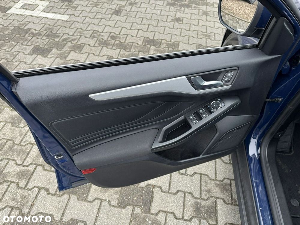 Ford Focus - 20