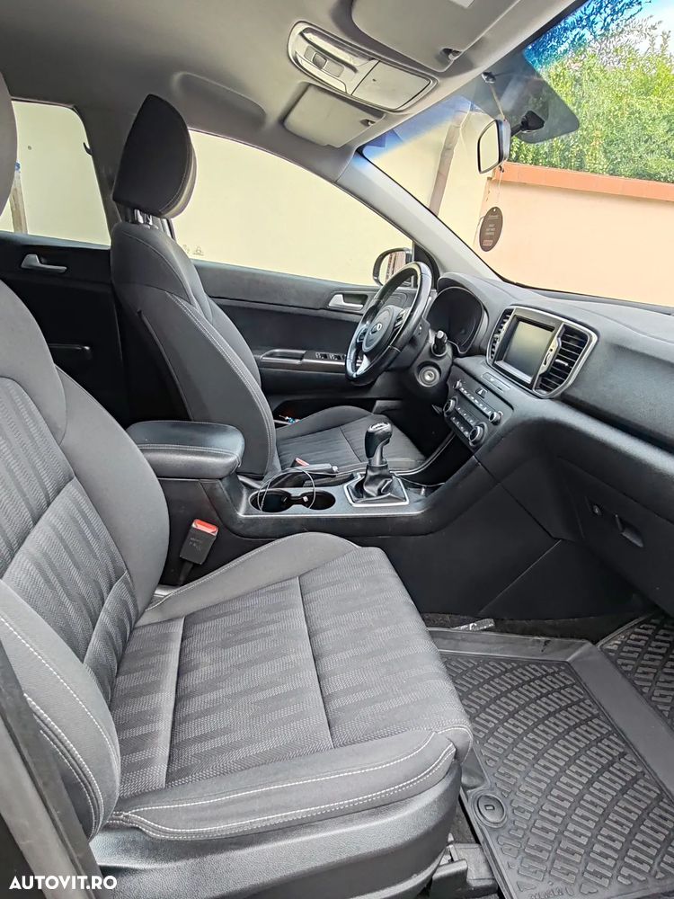 Kia Sportage 1.6 GDI 6MT 4x2 Style - 26