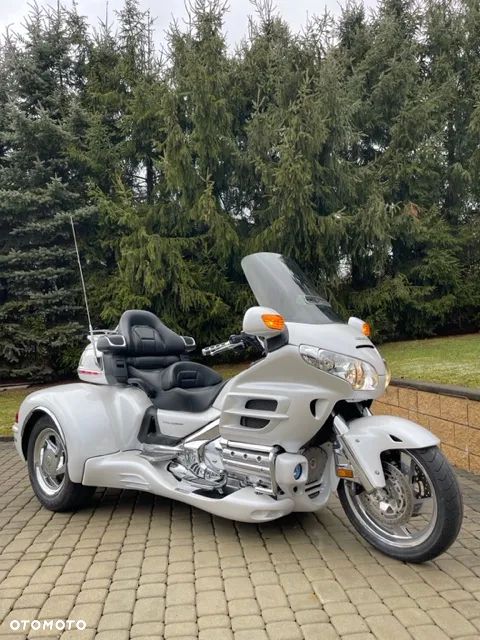 Honda GL - 9