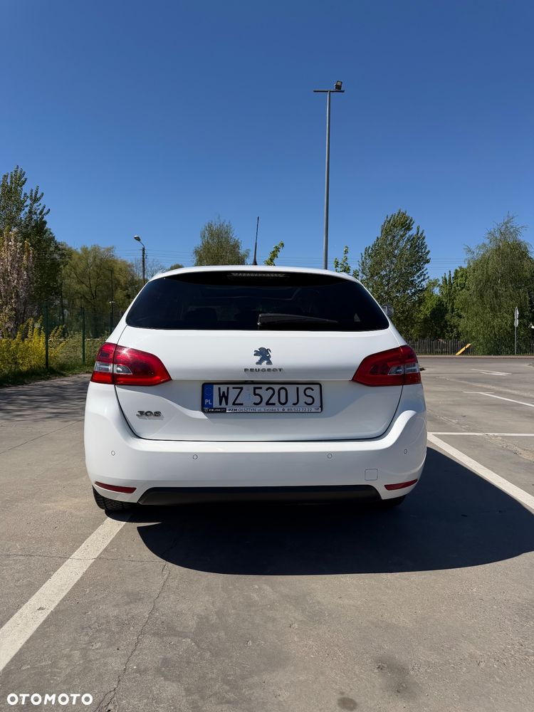 Peugeot 308 1.2 PureTech Allure Pack S&S EAT8 - 12