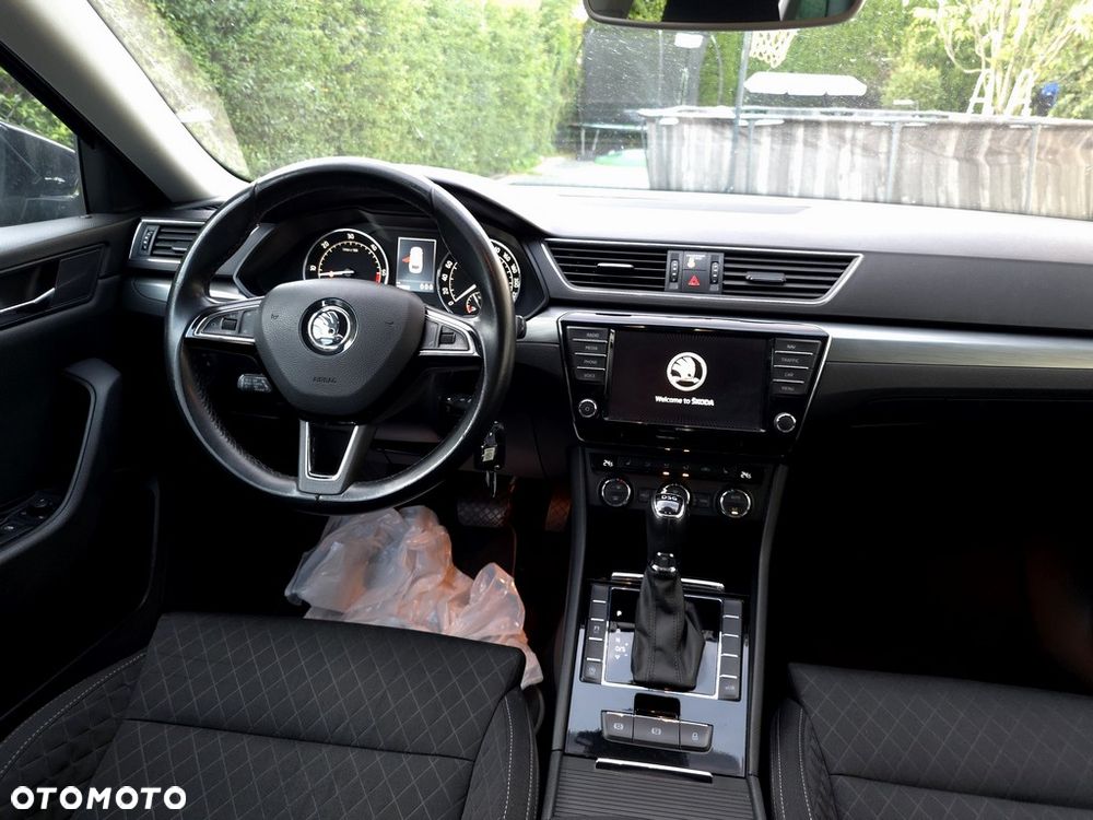 Skoda Superb 2.0 TDI Style DSG - 5