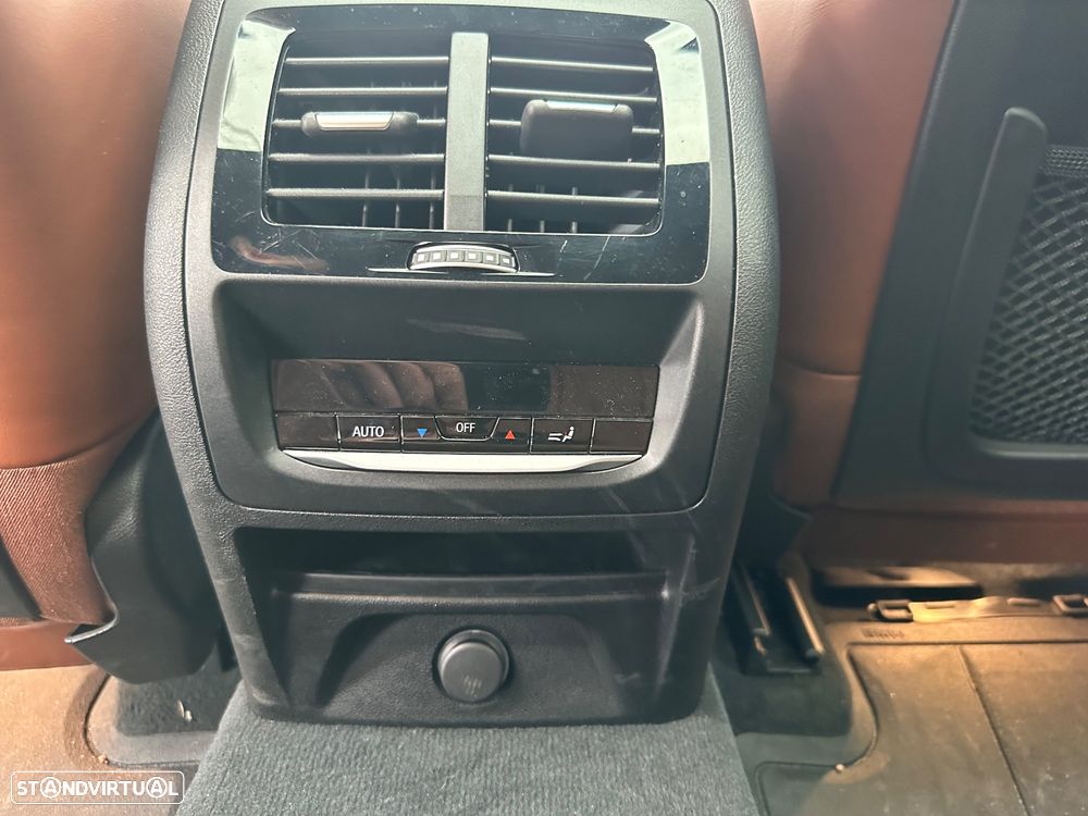 BMW X4 M ver-m40-d-auto - 16