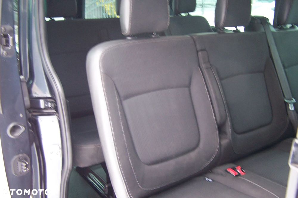 Renault Trafic 2.0 dCi - 15