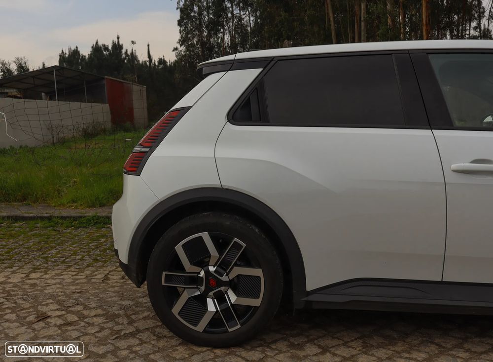 Renault 5 - 4