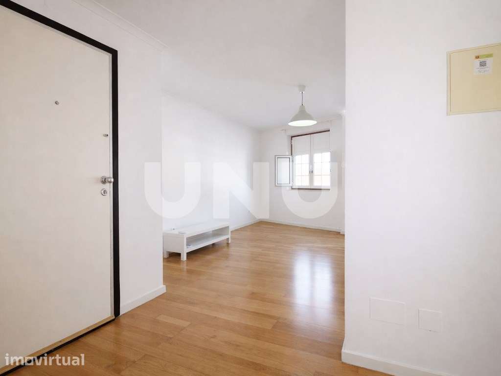 Apartamento T2 para arrendamento, em Vila Franca de Xira! - Grande imagem: 2/16