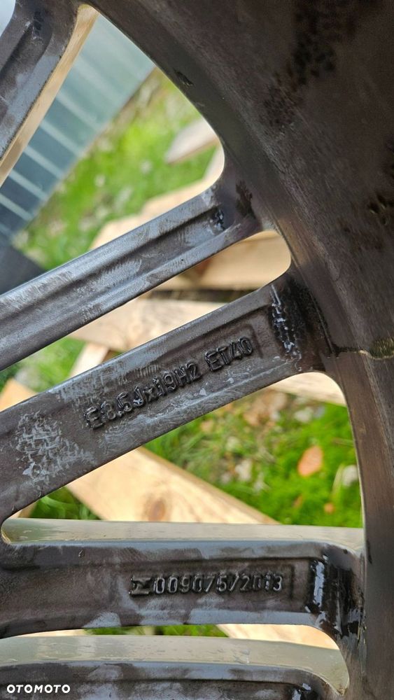 felga aluminiowa audi a4 a5 8w 19'' 8,5j et 40 5x112 8w0601025be - 8