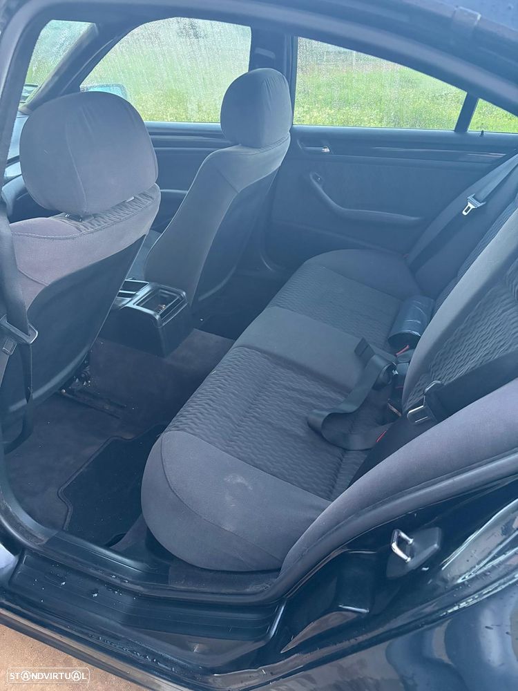 BMW 320 d Touring Séc.XXI - 4