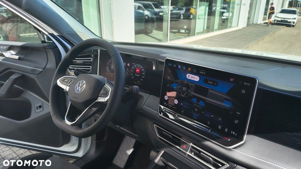 Volkswagen Tiguan - 34
