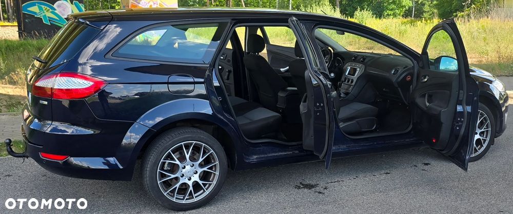 Ford Mondeo 2.0 TDCi Ambiente - 13