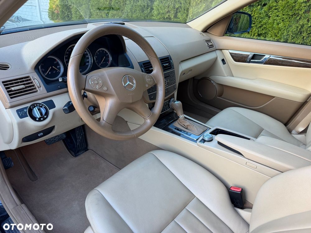 Mercedes-Benz Klasa C 350 7G-TRONIC Elegance - 12