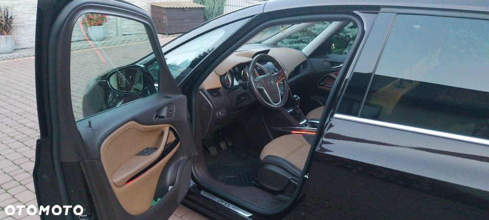 Opel Zafira 2.0 CDTI Cosmo - 3