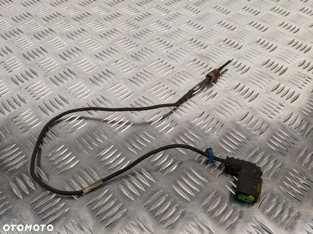 CZUJNIK BPV TEMPERATURY TURBINY DAF X 106 - 2