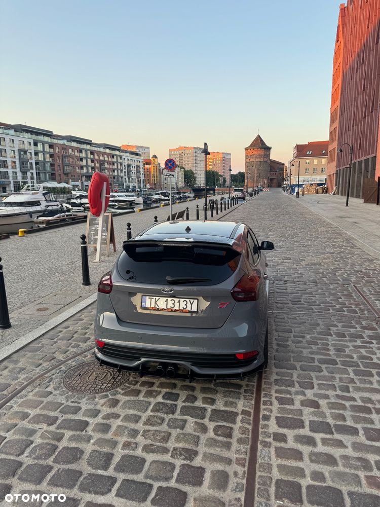 Ford Focus 2017 photo 5