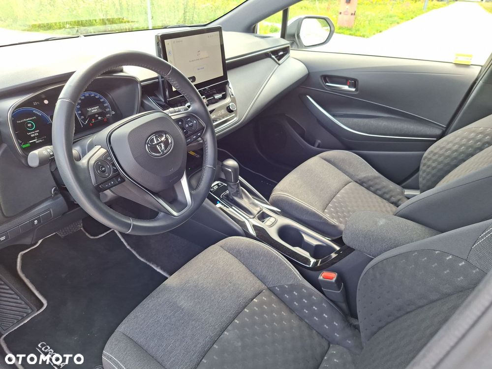 Toyota Corolla 1.8 Hybrid Comfort - 10