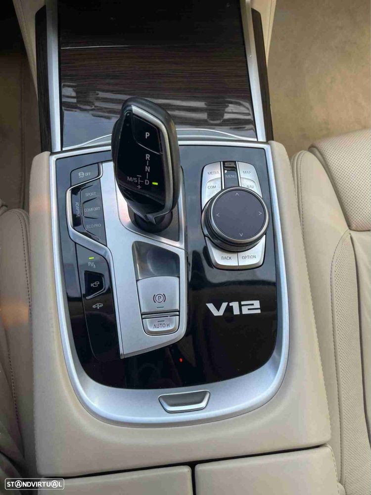 BMW 760 M760 Li xDrive - 25