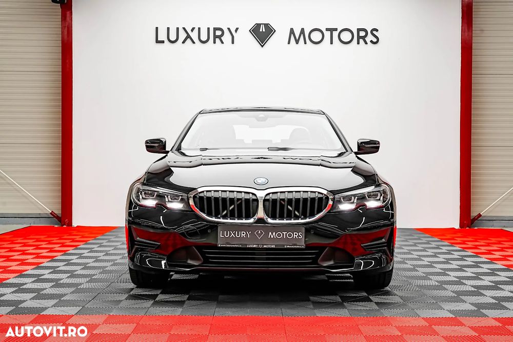 BMW Seria 3 330e Aut. Sport Line - 3