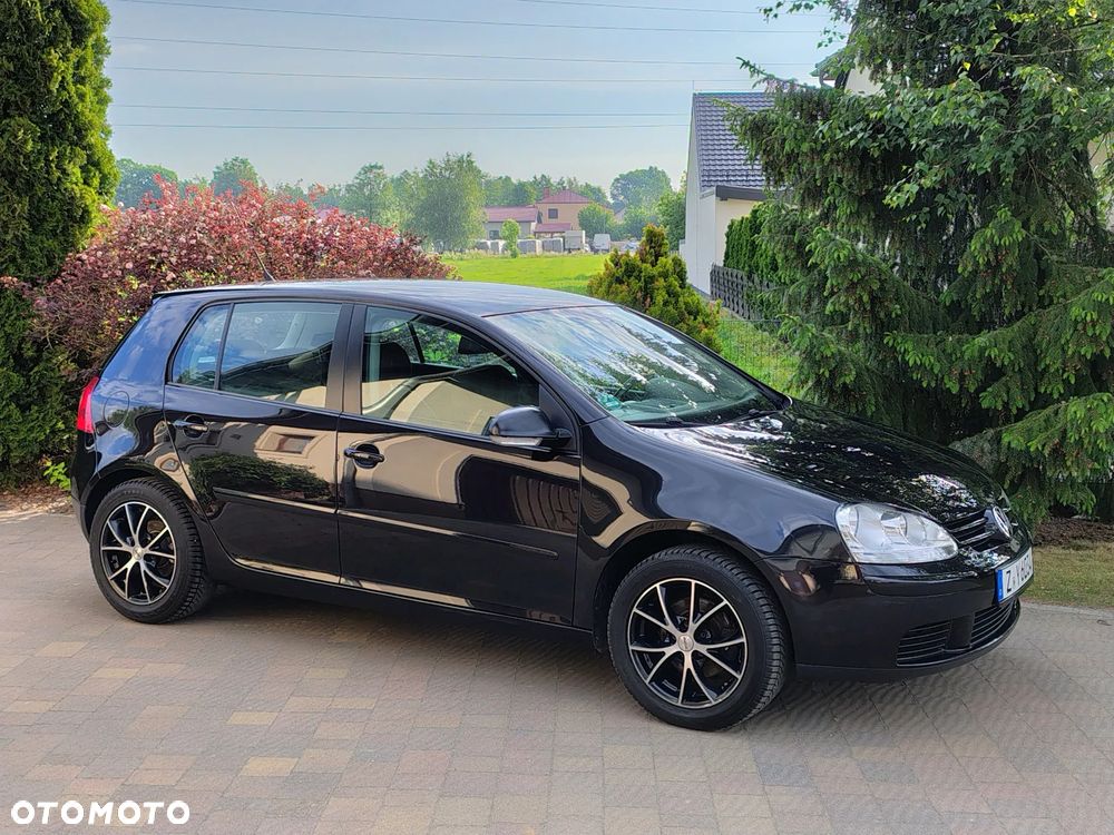 Volkswagen Golf 1.6 Trendline - 19