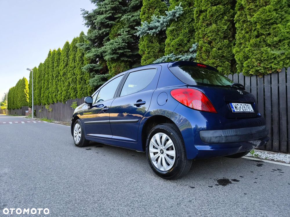 Peugeot 207 - 3