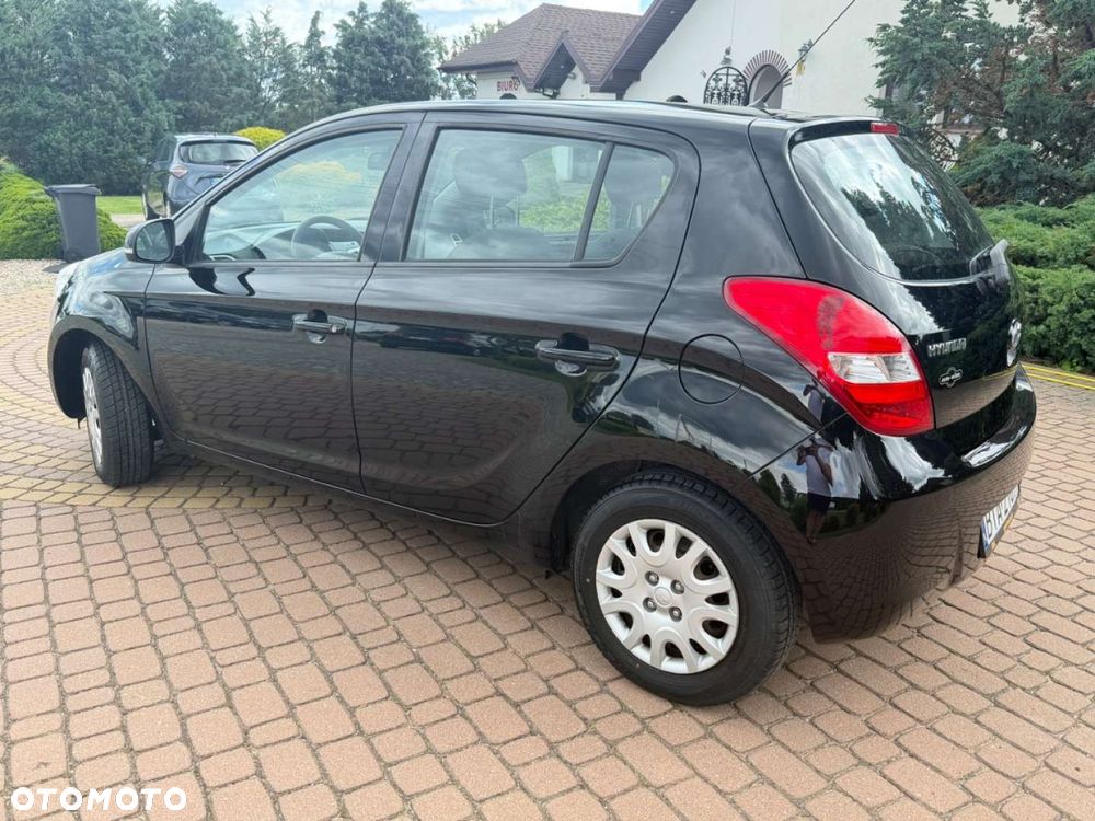 Hyundai i20 - 8
