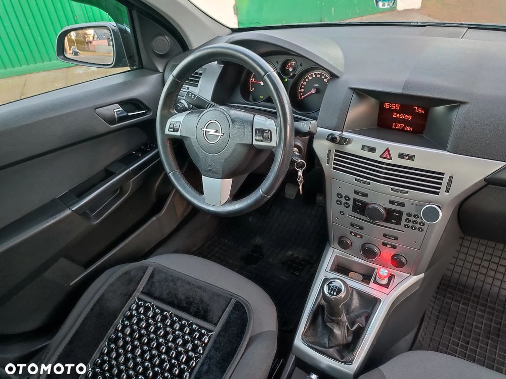 Opel Astra ver-1-7-cdti-edition - 13
