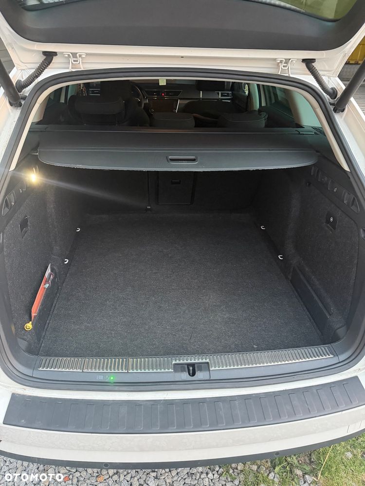 Skoda Superb 2.0 TDI DSG Style - 14