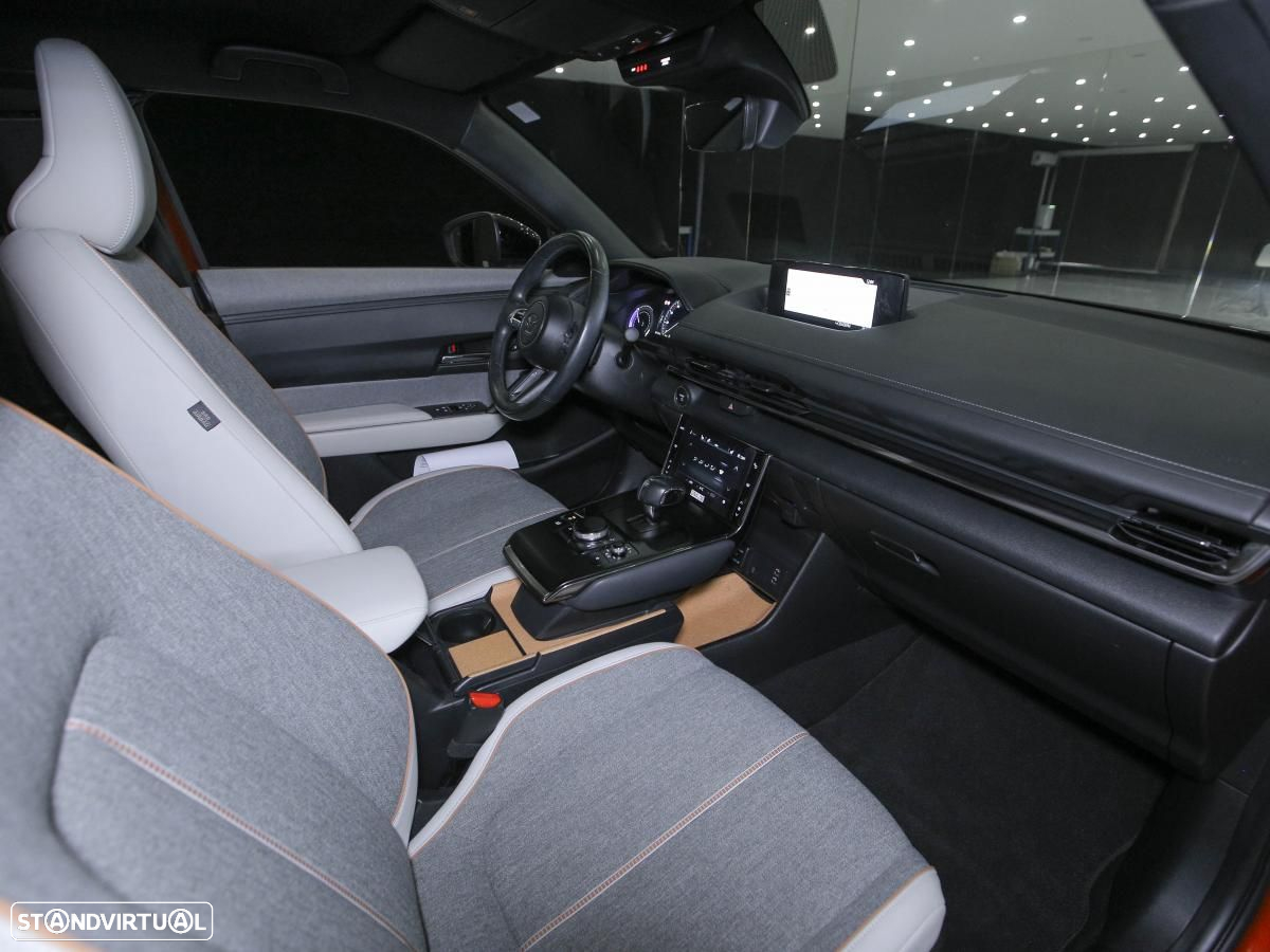 Mazda MX-30 e-Skyactiv Excellence - 9