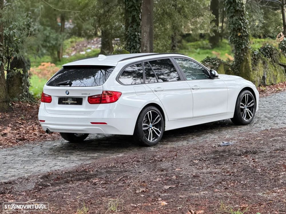 BMW 318 d Sport - 33
