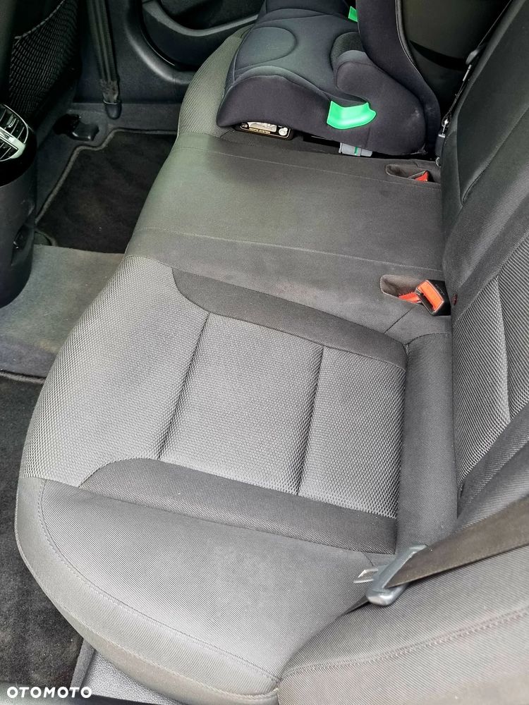 Hyundai i40 i40cw 1.7 CRDi Fifa World Cup Edition - 10