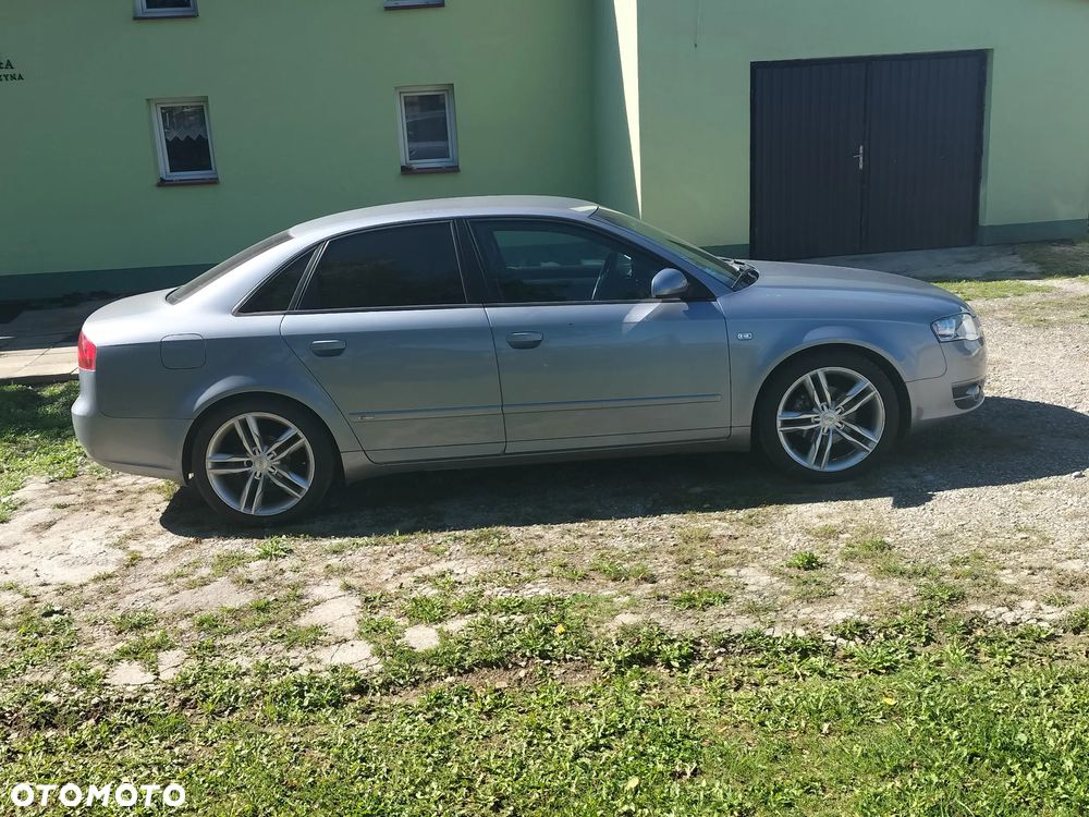 Audi A4 - 4
