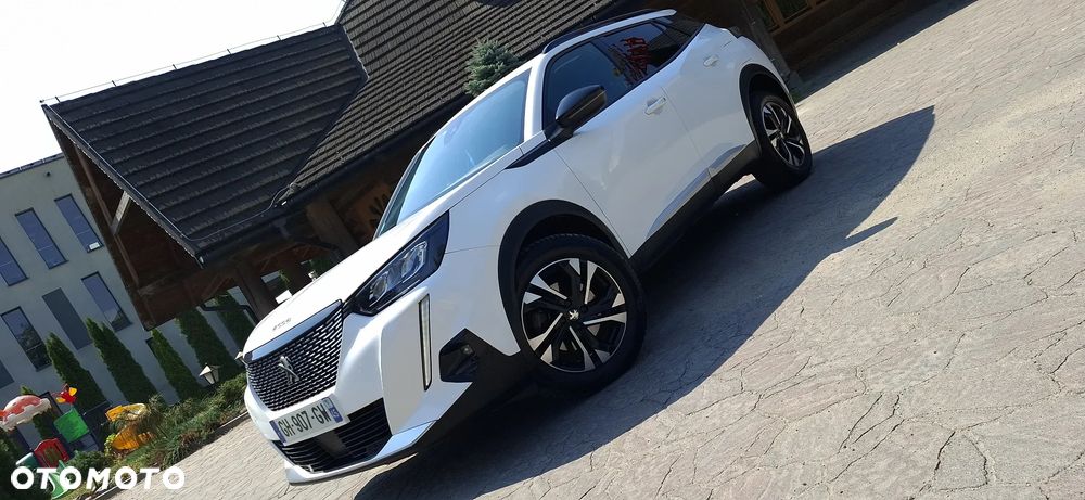 Peugeot 2008 1.5 BlueHDi Allure S&S EAT8 - 3