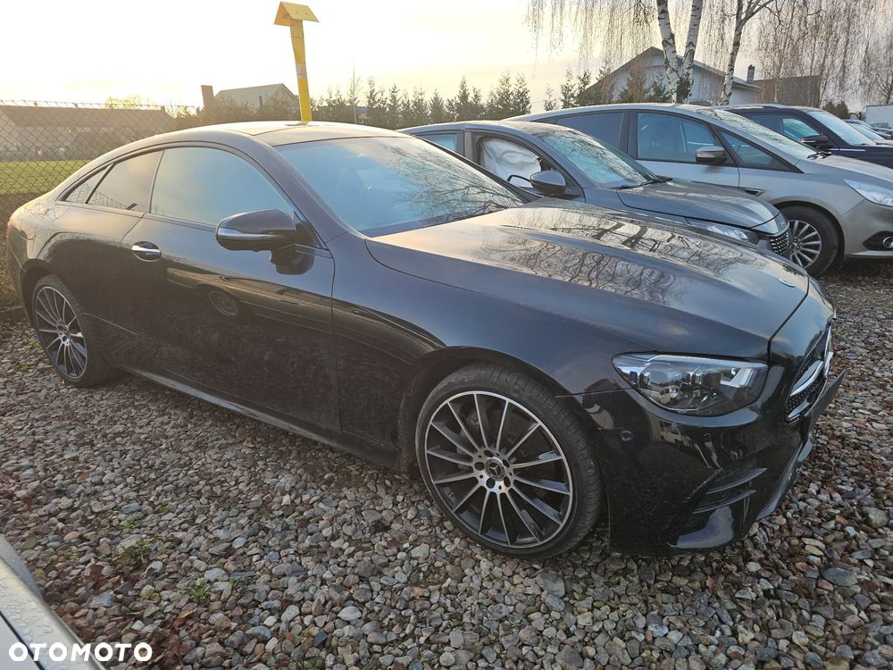 Mercedes-Benz Klasa E 220 d 4Matic 9G-TRONIC Avantgarde - 18