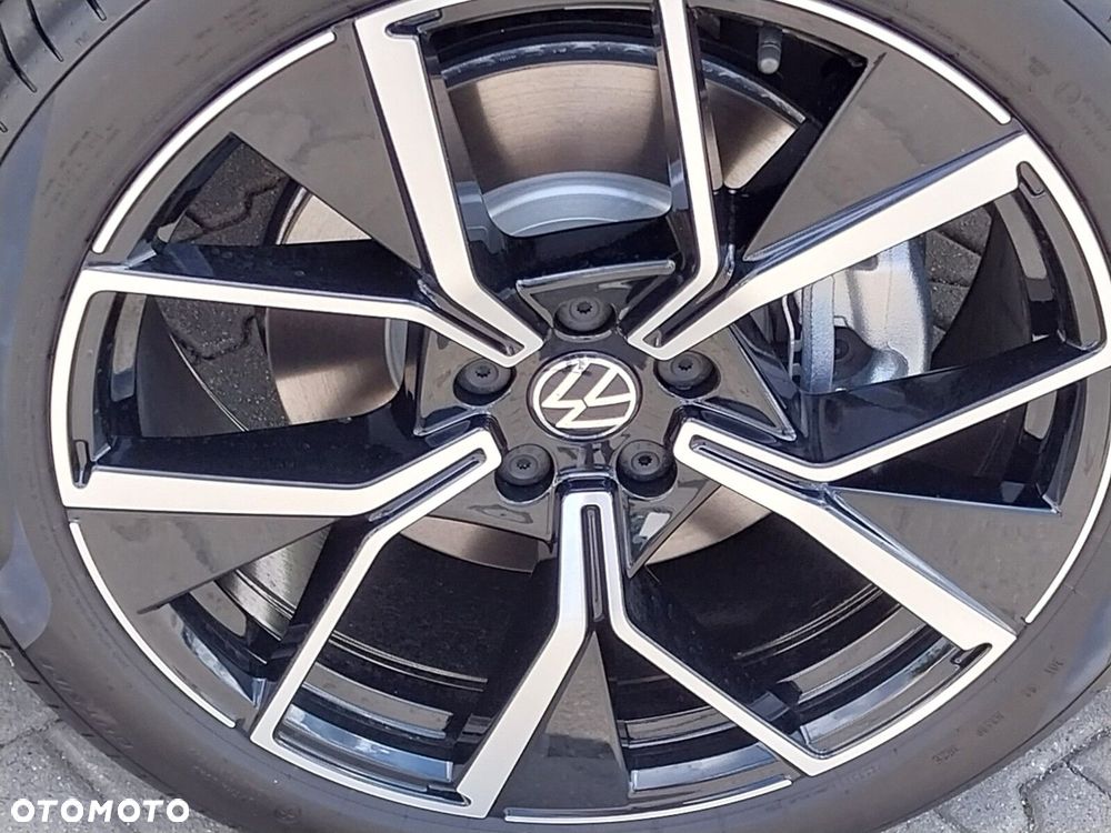 Volkswagen Tiguan - 9