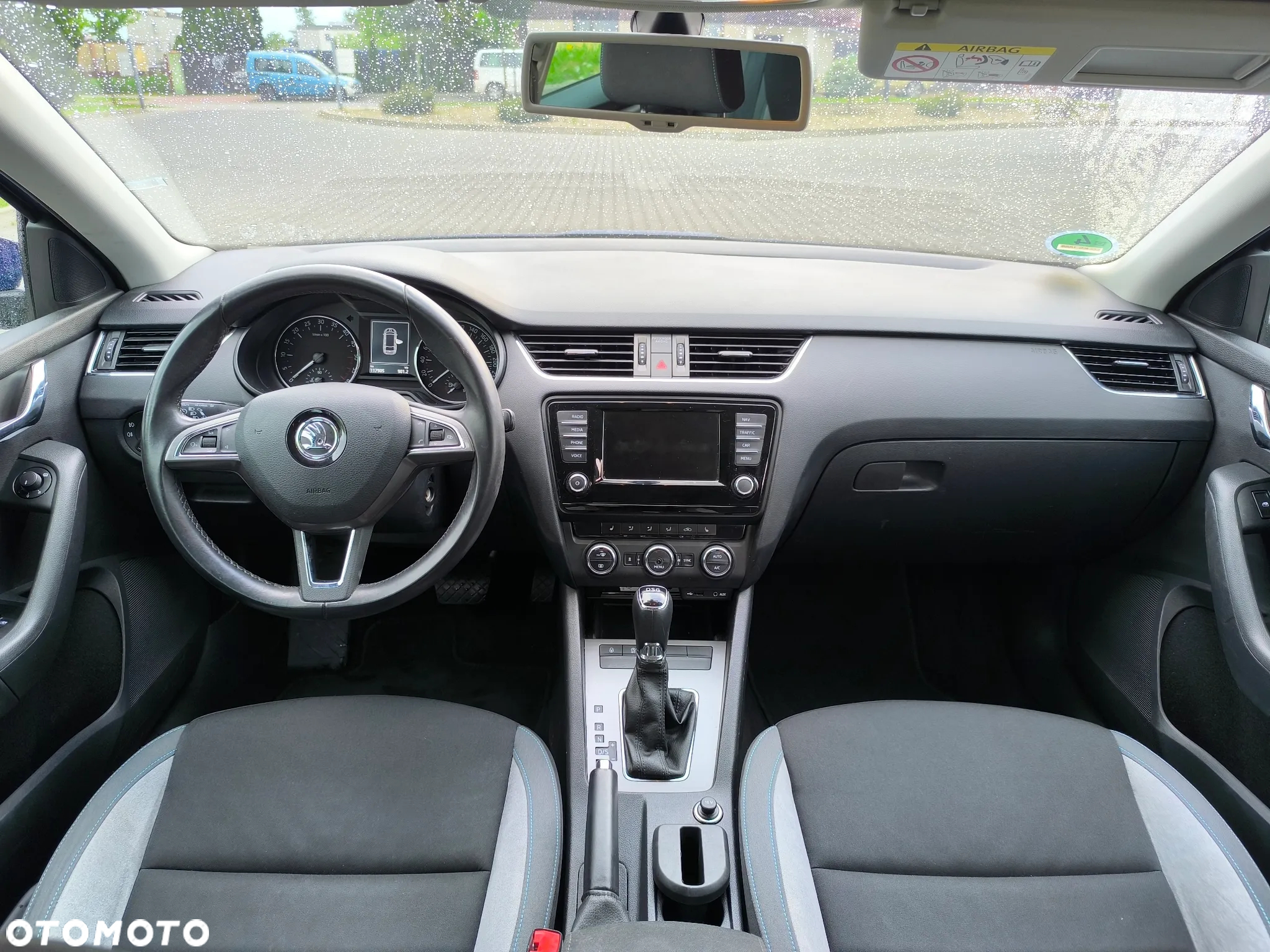 Skoda Octavia Combi 1.6 TDI (Green tec) DSG Joy - 11