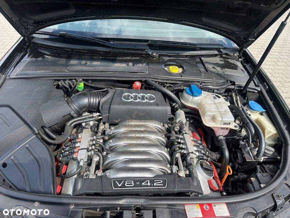 Audi S4 Avant tiptronic - 14