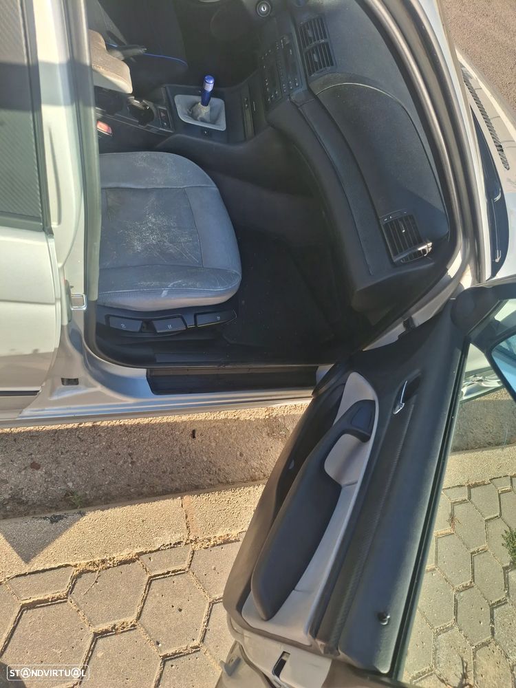 BMW 320 - 11