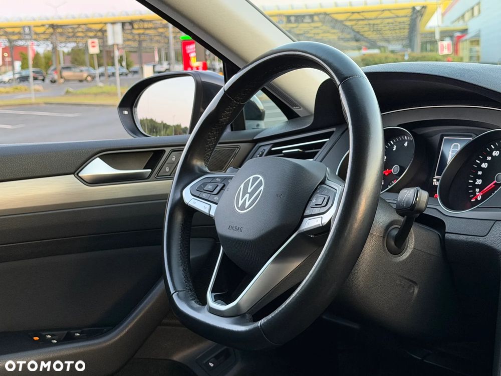 Volkswagen Passat 1.5 TSI EVO Business - 36