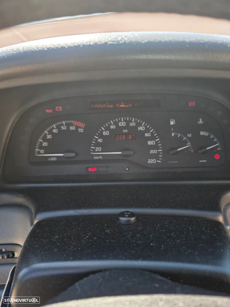 Renault Laguna 1.8 RXE - 7