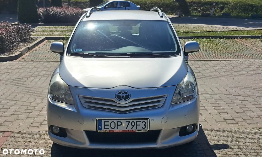 Toyota Verso 1.6 Sol EU5 - 4