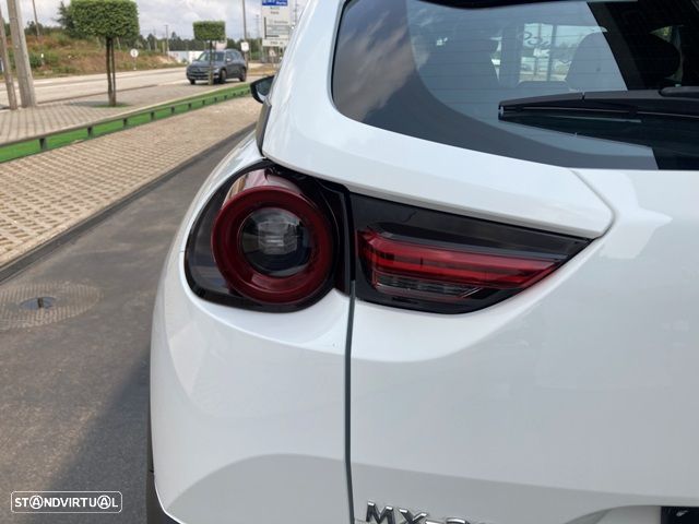 Mazda MX-30 e-SKYACTIV - 11