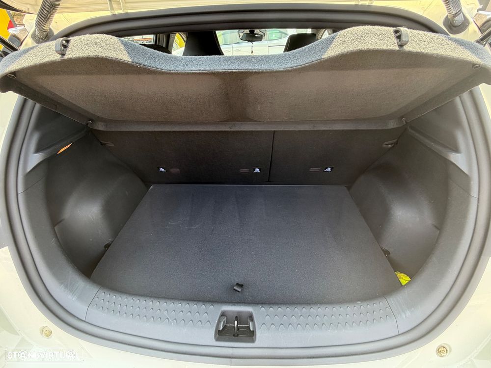 BYD Dolphin 60.4 kWh Comfort - 8